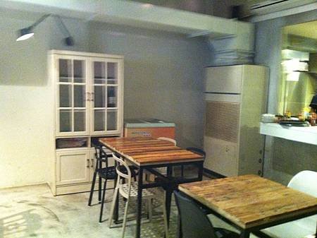 2012_02_24_里昂尼_La Leone Cafe (10)