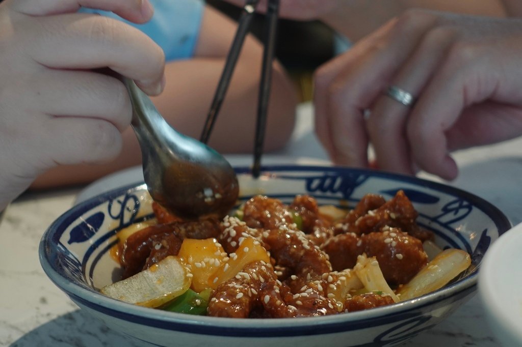 來呷飯川食堂 ｜來自台南的平價川菜館，小家庭也ＯＫ ｜嘉義川