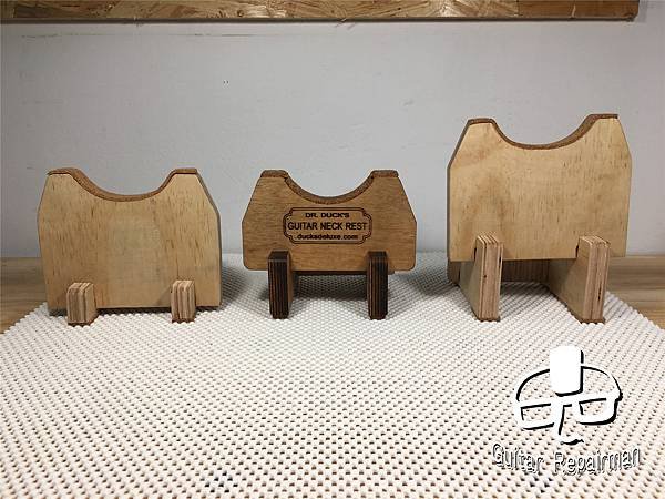 【開箱】Dr.Duck&apos;s Guitar Neck Rest