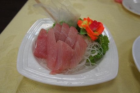 紅魽生魚片.jpg