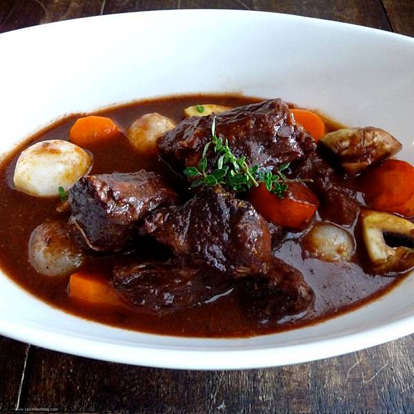 beef-bourguignon-txt.jpg