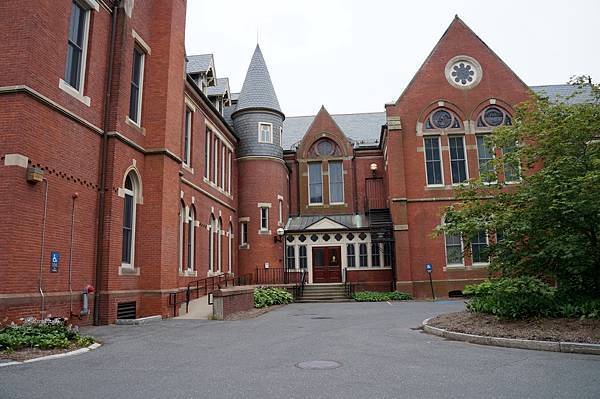 麻州五大學院小鎮 Northampton, Amherst,