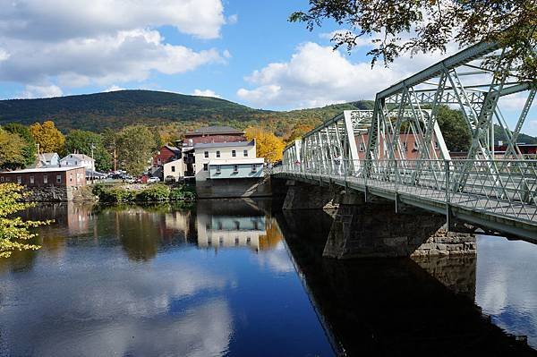 New England: Mohawk Trail, MA 