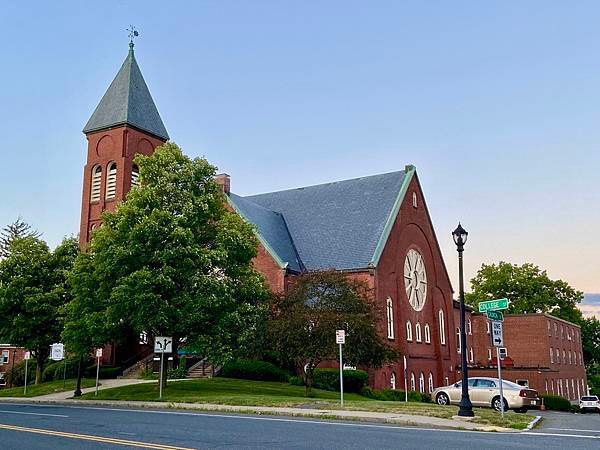 麻州五大學院小鎮 Northampton, Amherst,