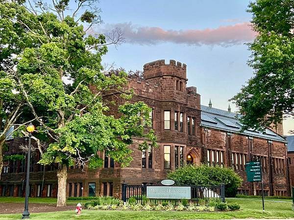 麻州五大學院小鎮 Northampton, Amherst,