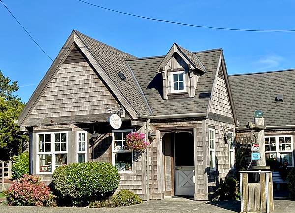 奧瑞岡州西北角海岸著名的Cannon Beach OR