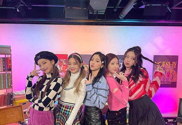 itzy.jpeg