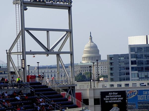 38-us-capitol.jpg