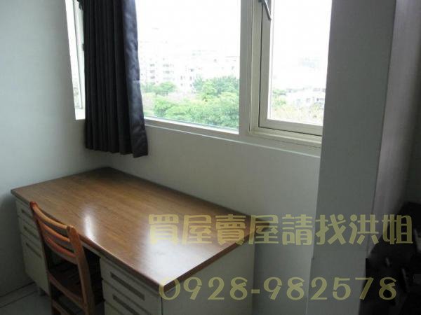 21世紀不動產買屋賣屋請找0928982578洪照黃洪姊 LINE ID: n23588833430【世貿中科】投資收租美三房4