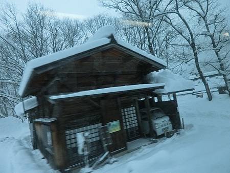 日本自由行開放名古屋自由行夢幻雪之國度合掌村點燈遊記及交通方