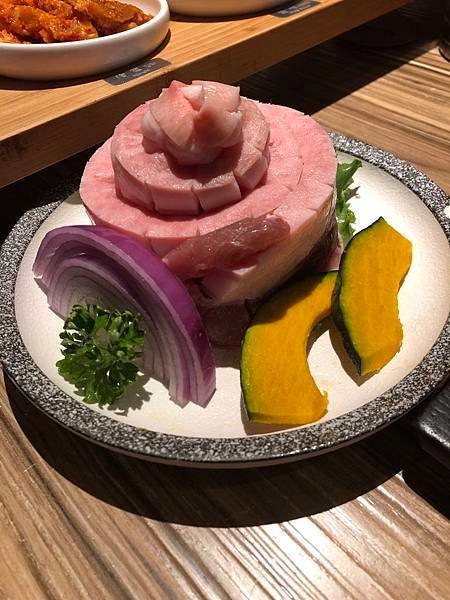 65CM豬五花蛋糕