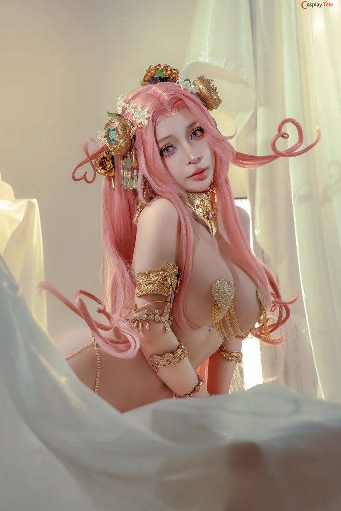 Umeko J cosplay Aphrodite – Ha