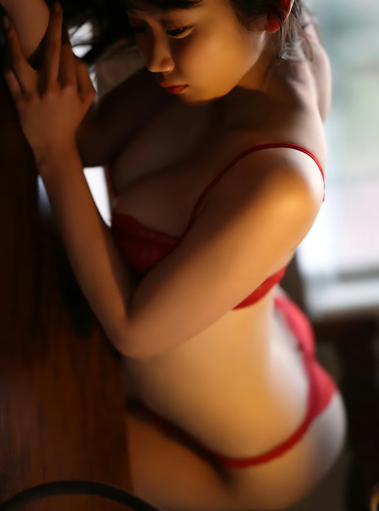 Nanako Aizawa 相沢菜々子, FRIDAYデジタ
