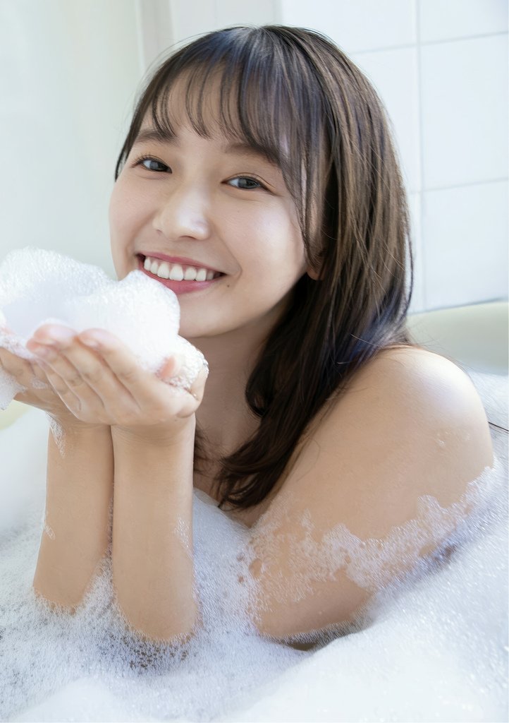 Nene Shida 志田音々, BRODYデジタル写真集 