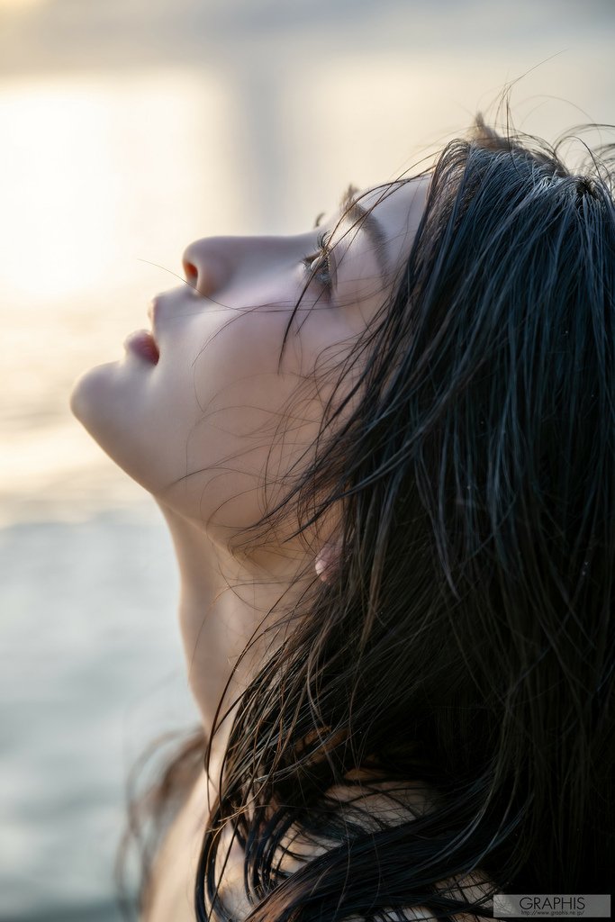 Suzu Honjo 本庄鈴, Graphis Gals 「