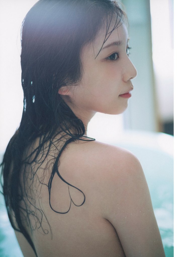 Yuki Yoda 与田祐希, 3rd写真集 「ヨーダ」 S