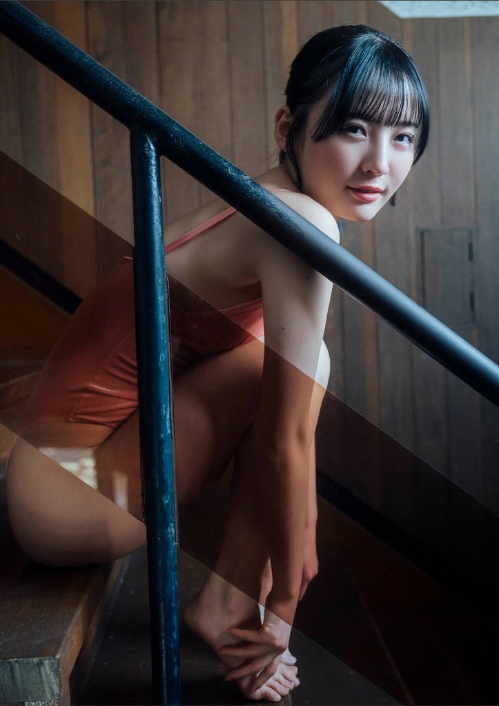 Yura Yura 由良ゆら, STRiKE! デジタル写真