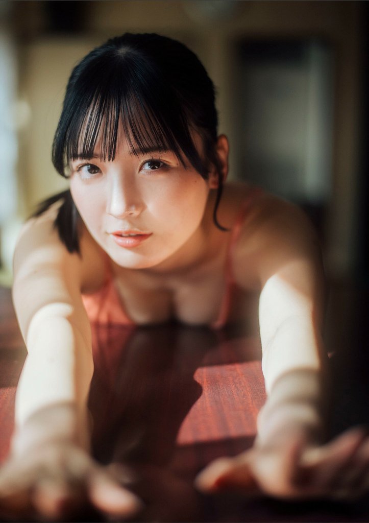 Yura Yura 由良ゆら, STRiKE! デジタル写真