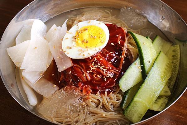 bibim-naengmyeon.jpg