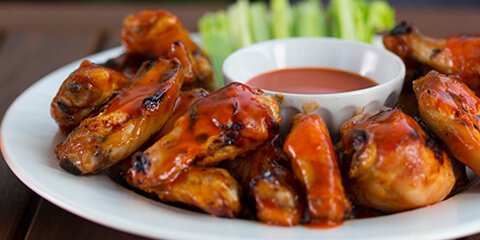 rightside_buffalo_wings-2_1.jpg