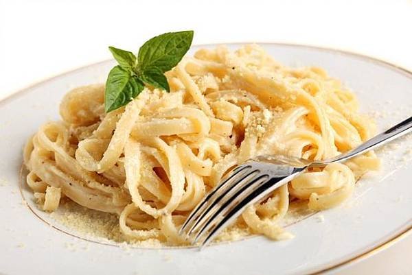 fettuccine-all-alfredo.jpg