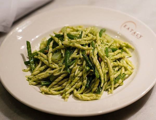 Trofie pasta pesto.jpg