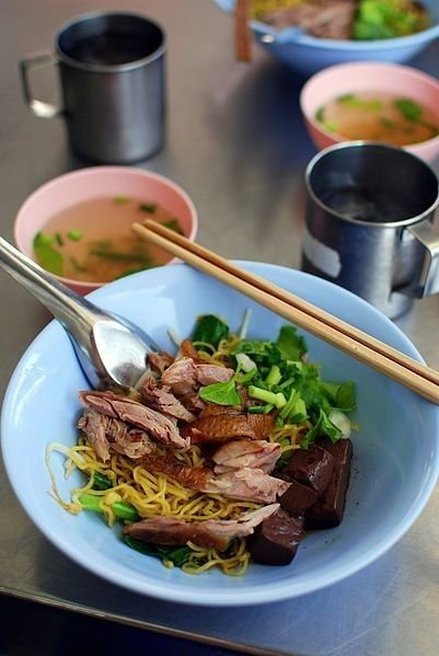 鴨肉雞蛋麵บะหมี่แห้งเป็ด.jpg