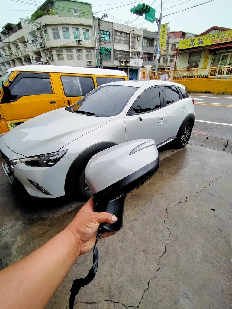 馬自達 CX3 (2015年迄今) 電動後視鏡無法收折修復。