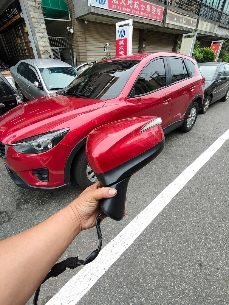 馬自達 CX5 (2014年-2017年）電動後視鏡無法收折修復。