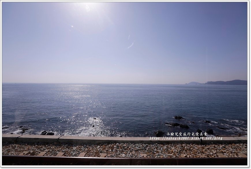 【海岸列車 Beach Train】