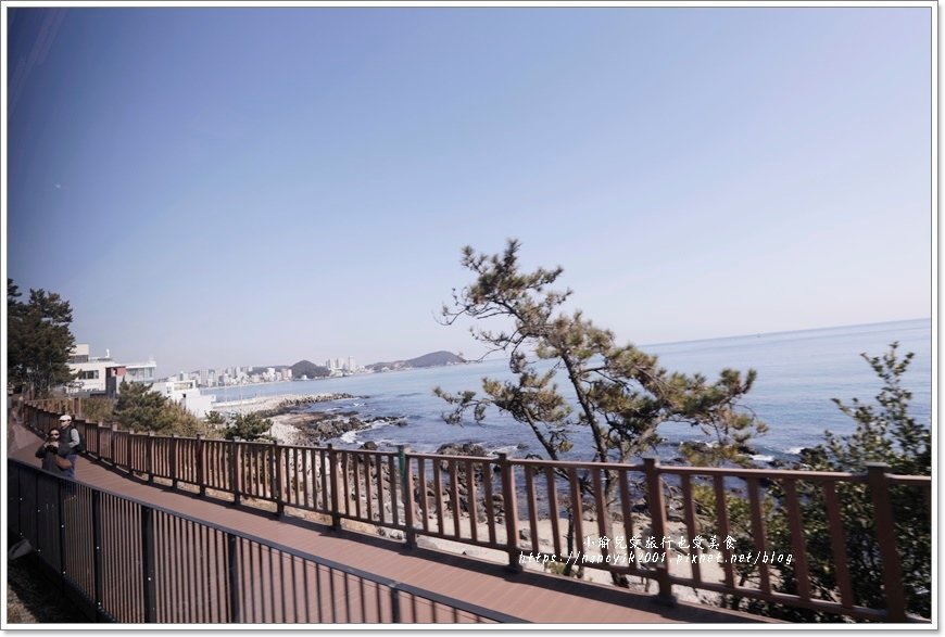 【海岸列車 Beach Train】