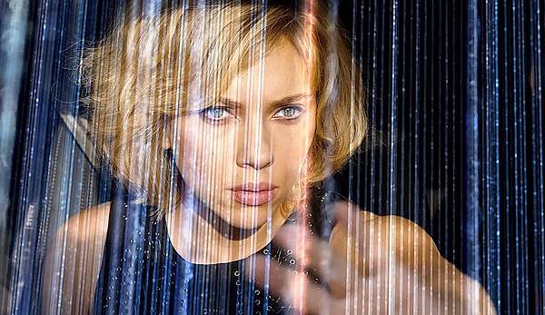 lucy-scarlett-johansson-picture1.jpg