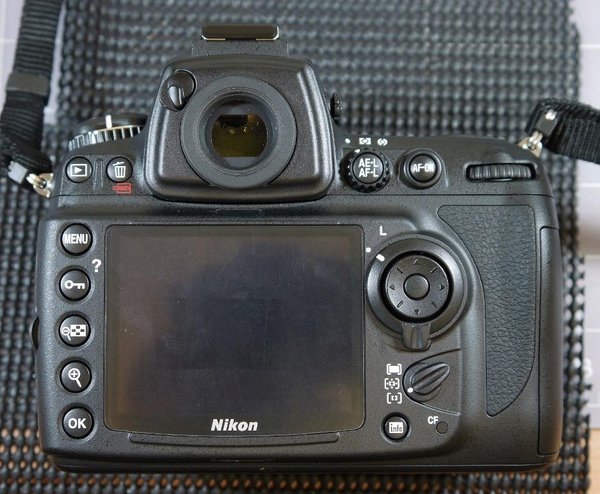 NIKON D700-2.JPG