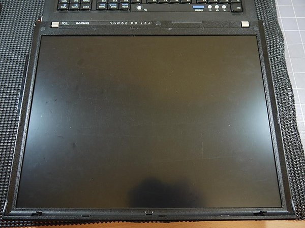 Lenovo  ThinkPad T60P-1.JPG