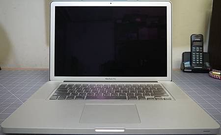 Apple 15.4&quot; Macbook pro AG版