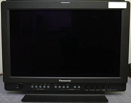 Panasonic BT-LH1710PX-5.JPG