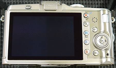 Olympus EP-3-3.JPG