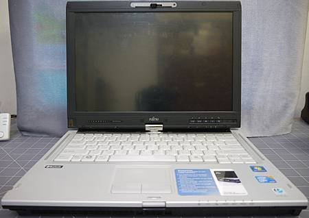 Fujitsu T900-7.JPG