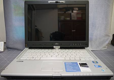 Fujitsu T900-9.JPG