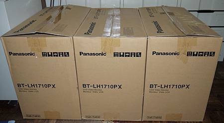 Panasonic BT-LH1710PX-6.JPG