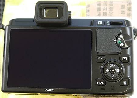 Nikon V1-2