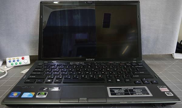 SONY VAIO Z1筆記型電腦貼頂級AR鍍膜