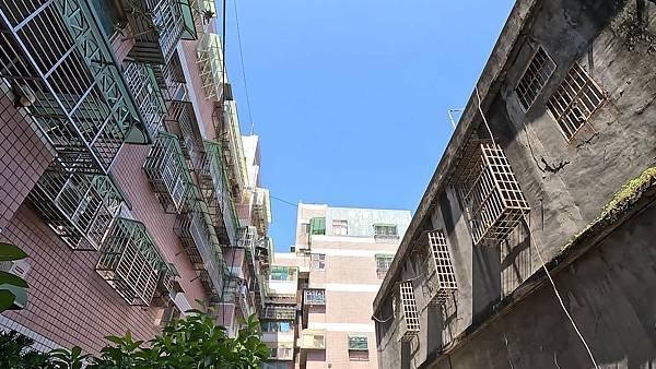 GX011056天空藍.jpg