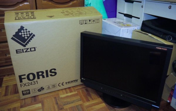 EIZO  SX2462W.JPG