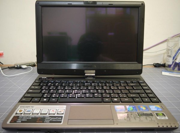 技嘉T1125-4.JPG