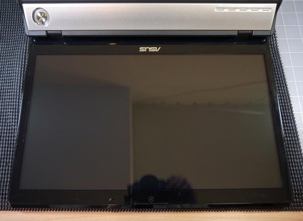 Asus N61JQ-10.JPG