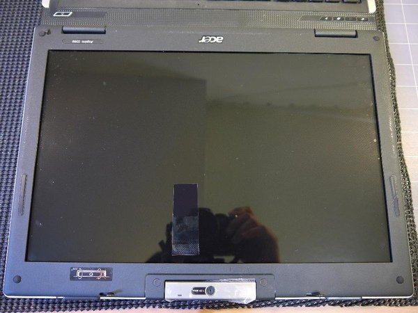 Acer 5583-1.JPG