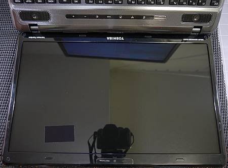 Toshiba L660-1.JPG