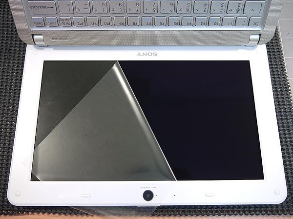 VAIO W213AW-3.JPG