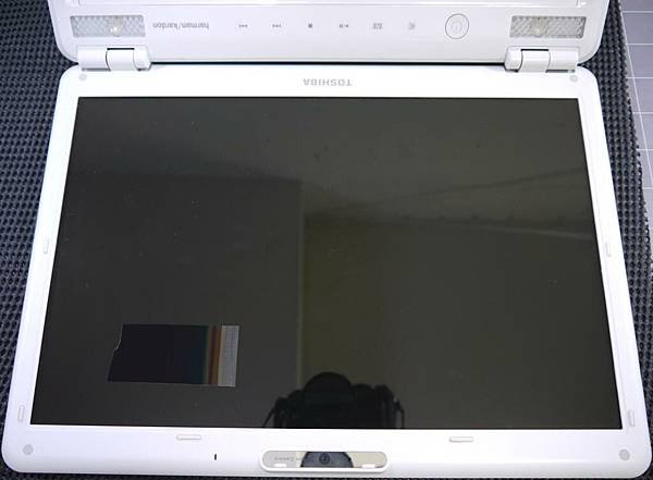 Toshiba M60-1.JPG